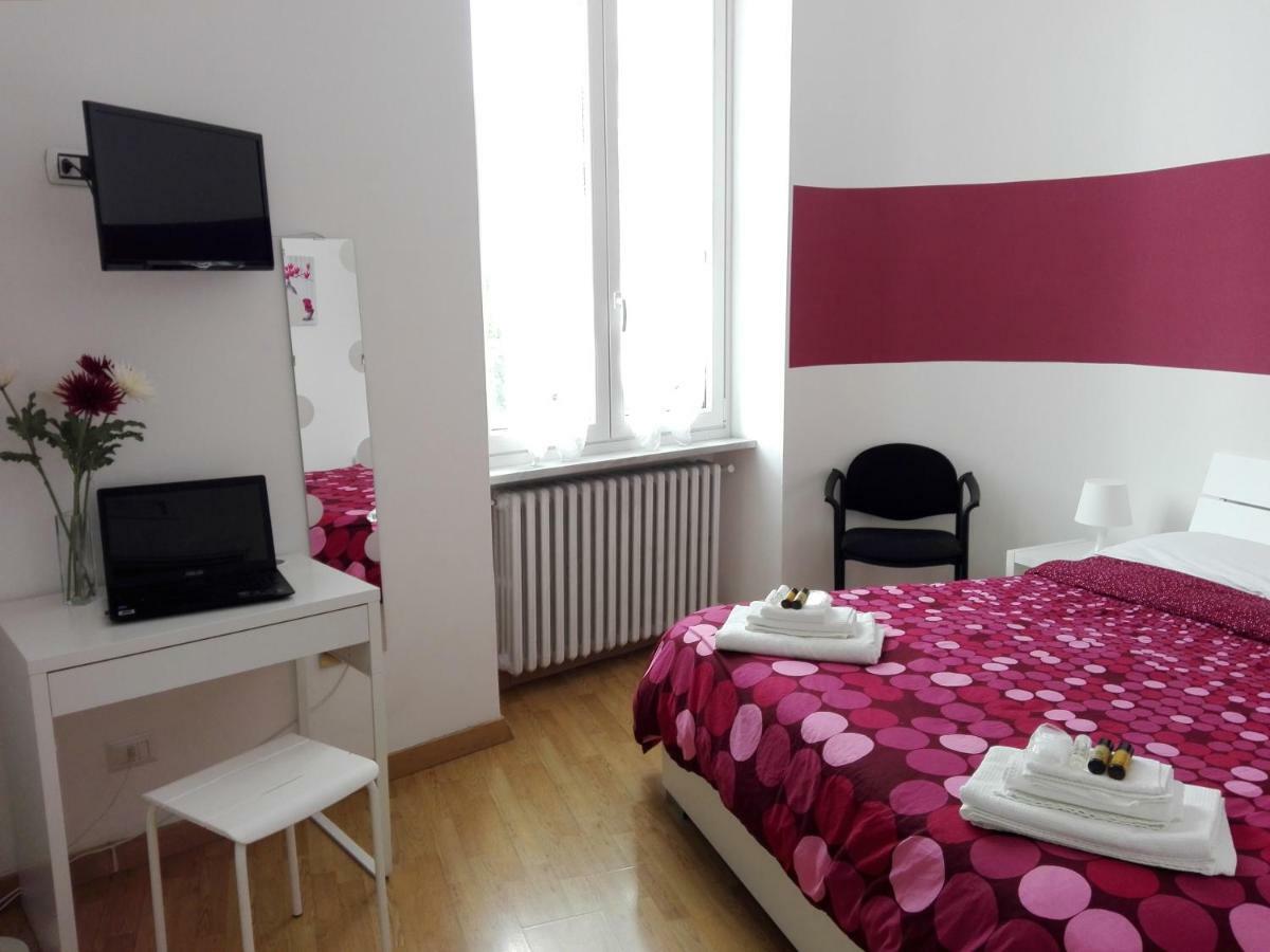 Accommodation Feel 萨莱诺 外观 照片