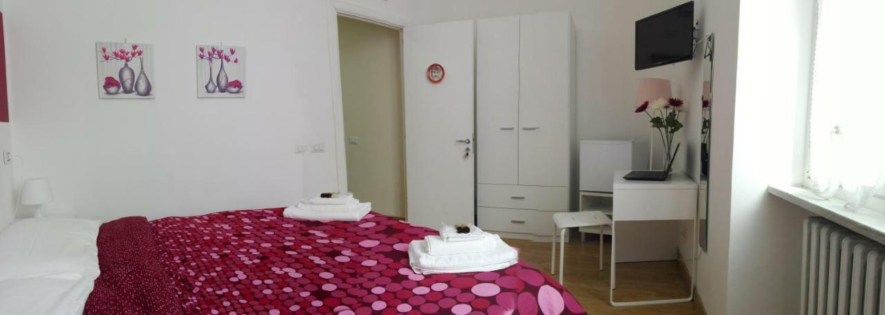 Accommodation Feel 萨莱诺 外观 照片