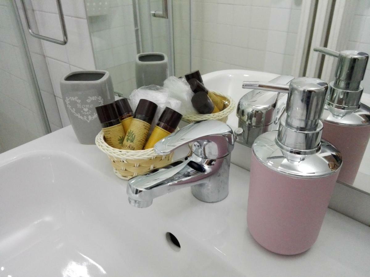 Accommodation Feel 萨莱诺 外观 照片