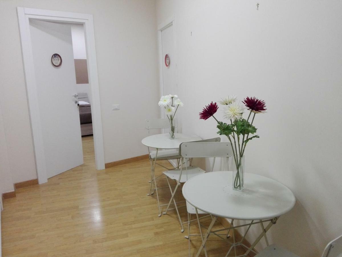 Accommodation Feel 萨莱诺 外观 照片