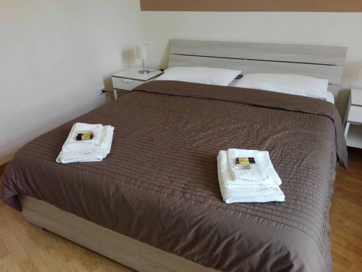 Accommodation Feel 萨莱诺 外观 照片